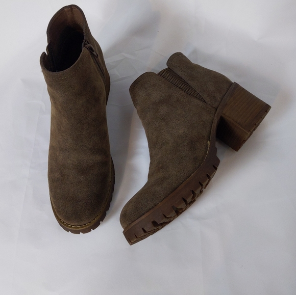 🆕🌿NORDSTROM BOOTIES🌿 - Picture 4 of 13